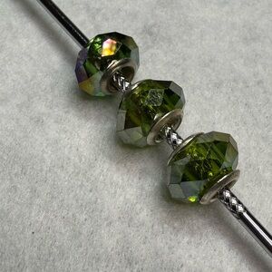 5/$20 single Faceted Charm Bead